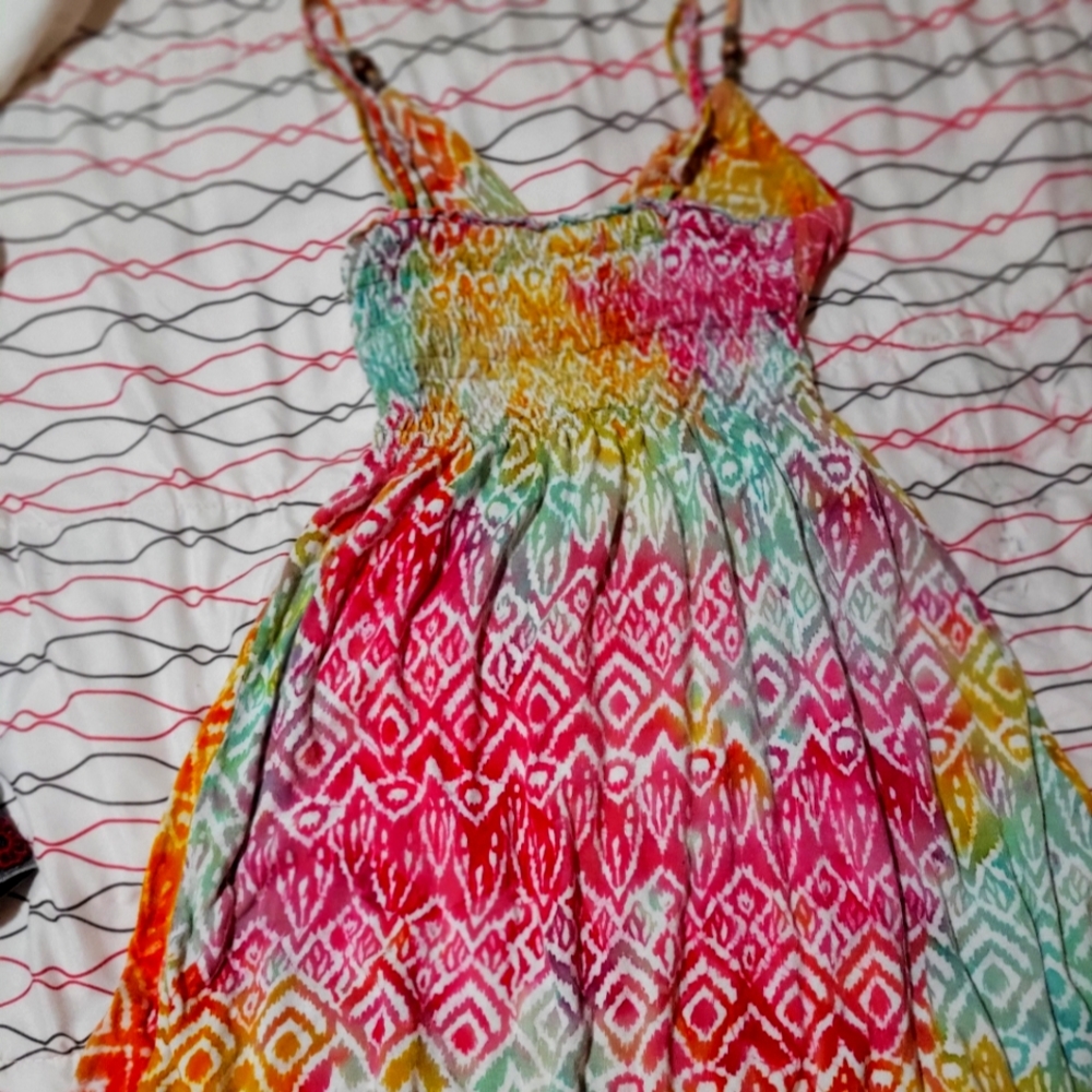 Woman's vcut dress